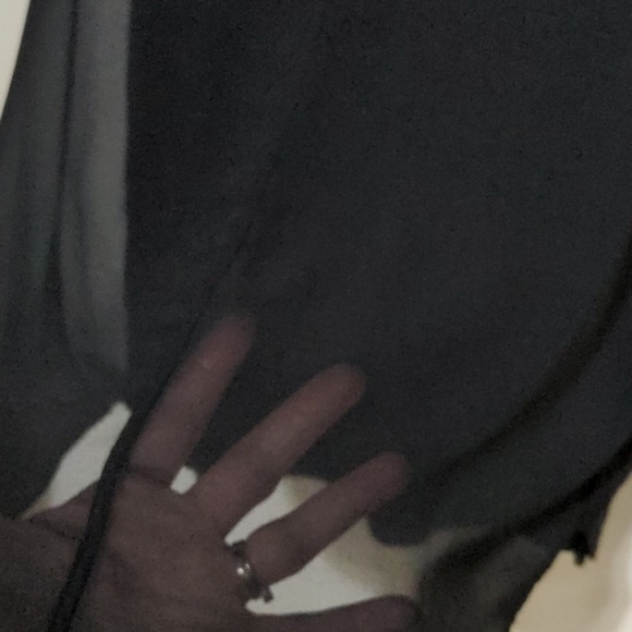 Ann Taylor keyhole front tank top - Picture 5 of 8